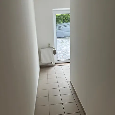 3 Schlafzimmer, Wohnzimmer, Kueche, Bad, Terrasse, Parkplatz Wörrstadt