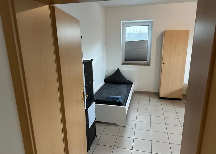 3 Schlafzimmer, Wohnzimmer, Kueche, Bad, Terrasse, Parkplatz Wörrstadt